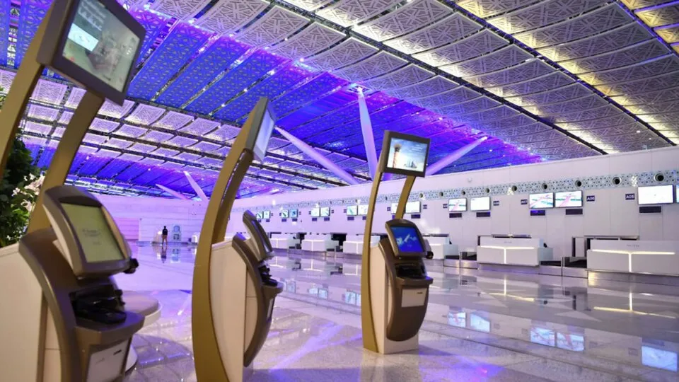 How to Travel from Jeddah Airport to Makkah (2026): Train, Taxi & Transfer Guide